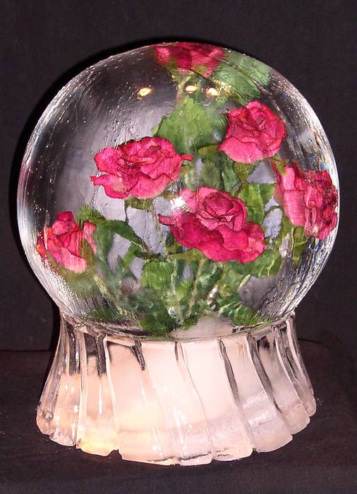 [IMAGE - Roses frozen inside an ice globe]